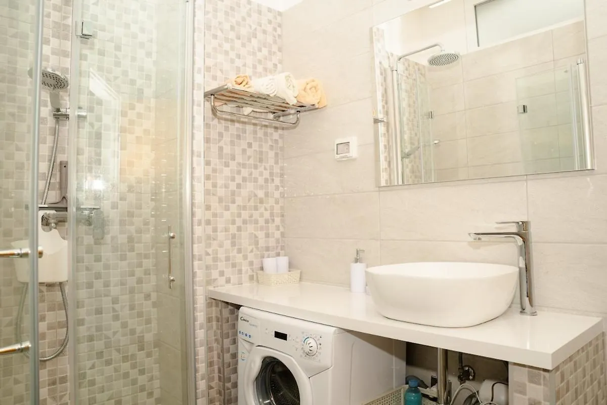 Apartment Comfort ,1Bdr App With Sea View,Ac,41 Rabac