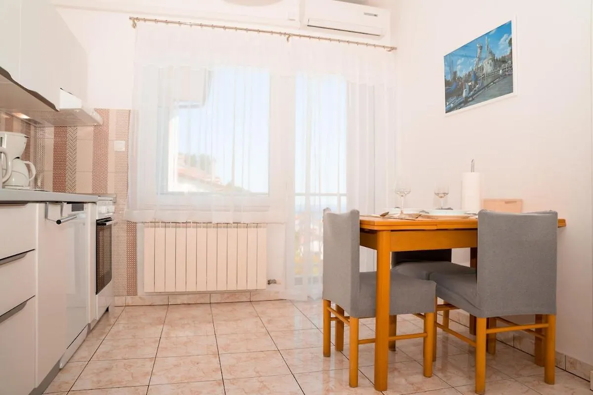 Apartment Comfort ,1Bdr App With Sea View,Ac,41 Rabac Croatia