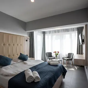 4* Hotel 