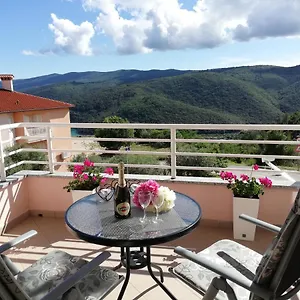  Apartament Lovely Branko With Balcony And Parking